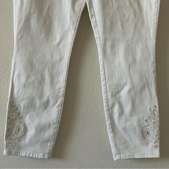 NYDJ Alina Lift Tuck Embroidered Ankle White Stretch Jeans SZ 12 - Picture 4 of 15